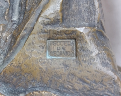 Señalero petit bronce de la armada Hermoso Marino gran calidad y terminacion - comprar online