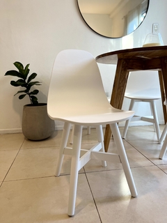 SILLA AERO LAQUEADA en internet