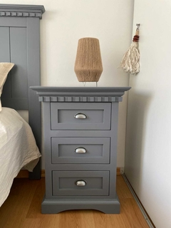 Juego dormitorio - Respaldo Sommier Restoration (140 cm) + Mesas de luz en internet