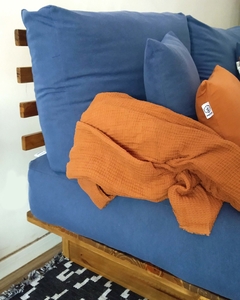 Sillón Ikigai sustentable en madera y textil - tienda online