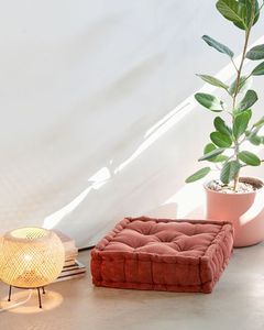 PROMO 2X1 Almohadón de piso tatami cuadrado puff artesanal sustentable en colores de stock