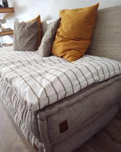 Pillow Protector con funda desmontable sustentable - FENIX manufactura de muebles