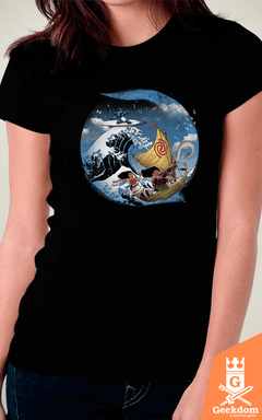 Camiseta Moana & Stitch - Aventura Tropical - by Vincent Trinidad Art | Geekdom Store | www.geekdomstore.com