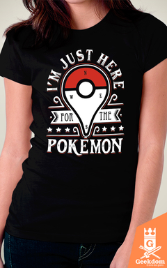 Camiseta Pokémon - Pegando Alguns Monstros - by Olipop - Geekdom Store - Camisetas Geek Nerd