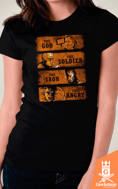 Camiseta Vingadores - O Deus, o Soldado, o Ferro e o Nervosinho - by Ddjvigo | www.geekdomstore.com