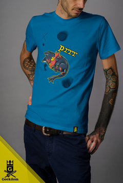Camiseta Pokémon - Gatinho Quente - by PsychoDelicia | Geekdom Store | www.geekdomstore.com 
