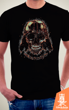 Camiseta Star Wars - Vader em Chamas - RicoMambo | Geekdom Store | www.geekdomstore.com
