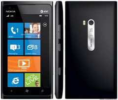 Nokia Lumia 900 Preto com Windows Phone, Câmera 8MP, Internet Explorer 9, 3G, Wi-Fi, Bluetooth, Pacote Office e Fone de Ouvido - infotecline