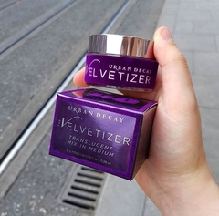 Urban Decay - Velvetizer Translucent Mix-In Medium - comprar online