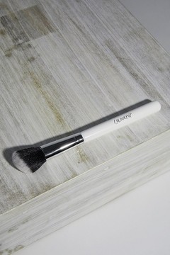 Colourpop - 03 Angled Face Brush - comprar online