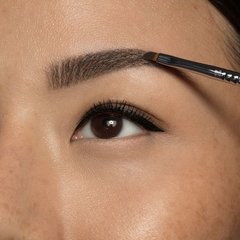 Sigma - Define + Pose Brow Pomade Medium en internet