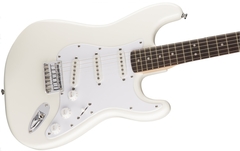 Imagen de SQUIER Stratocaster Bullet, RWN, SSS, c/tremolo, Color Artic White