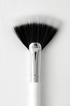 Colourpop Fan Brush F6