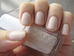 Essie Nail Polish - Topless & Barefoot