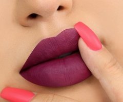 beauty bakerie lip whip Liquid Matte Lipstick
