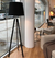 LUCAS - Pie con Pantalla Alta - OnOff Deco