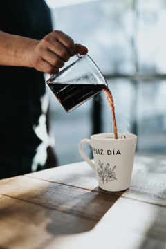 Taza Cónica - Feliz día - comprar online