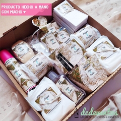 Imagen de COMBO BODA: INVITACIONES + BUZÓN + 2 KITS DE BAÑO + TARJETITAS