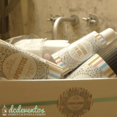 Kit de Toilette 15 años Masculino Básico [PEDILO CON TU DISEÑO FAVORITO] en internet