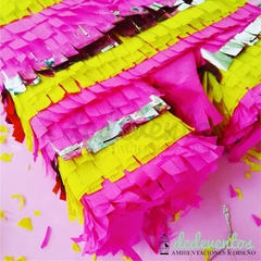 PIÑATA LETRA M - DCD Eventos® - Casamientos y fiestas temáticas