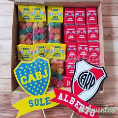 COMBO 2 KITS FUTBOLEROS: GOLOSINAS + ADORNOS PARA TORTA (ELEGÍ TU EQUIPO FAVORITO) en internet