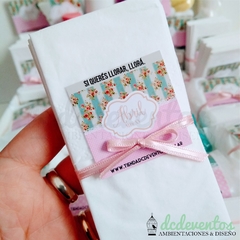 Kit de Toilette Femenino Premium 15 años [PEDILO CON TU DISEÑO FAVORITO] - tienda online