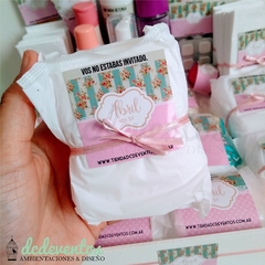 Imagen de Kit de Toilette Femenino Premium 15 años [PEDILO CON TU DISEÑO FAVORITO]