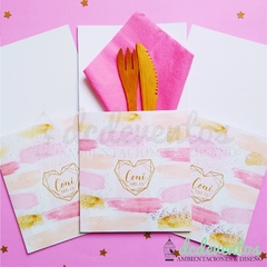 Pack 20 Individuales + 20 Porta cubiertos de papel para 15 Años en internet