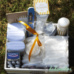 Imagen de Kit de Toilette Femenino Deluxe [Pedilo con tu diseño favorito]
