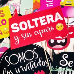 35 Carteles + 15 accesorios con frases para Photobooth - DCD Eventos® - Casamientos y fiestas temáticas