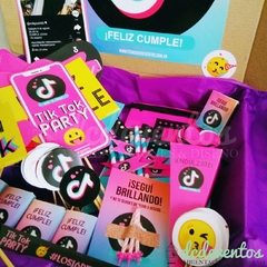KIT DE FIESTA TEMÁTICA TIK TOK - comprar online