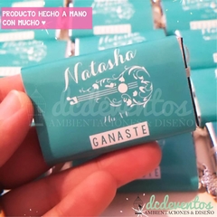 50 chocolates con cinta y dijes 15 años (DISEÑO A ELECCIÓN) en internet