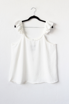 Blusa TURMALINA, Blusa lisa con breteles finos y volados metidos en el bretel - comprar online