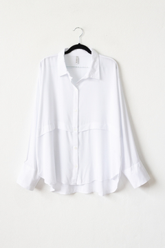Camisa AGOSTINA, Camisa con tablón horizontal en delantero