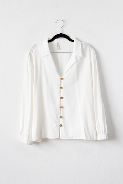 Blusa JULIANA, Blusa con solapa, botones marmolados y puño con elástico - comprar online