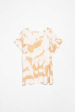 Imagen de Blusa Andréanne, Blusa escote en V manga corta con volados