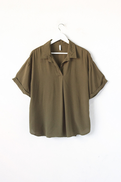 Camisa TANIT, Camisa con tablón en la espalda y terminacion curva - tienda online