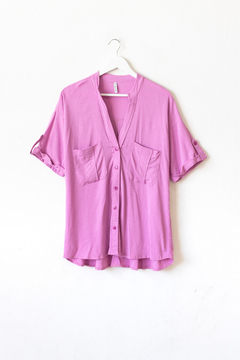 Blusa LUCERO, Blusa cuello mao con cartera y bolsillo con pestaña en internet