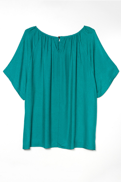 B927/1 Syes, Blusa con frunce en cuello, Talles grandes en internet