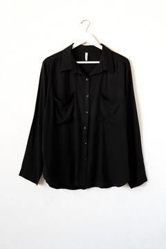 Camisa ROSE, Camisa con dos bolsillos y puño cerrado - comprar online