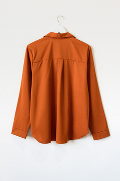 Camisa CHIARA, Camisa con un bolsillo y puño cerrado - comprar online