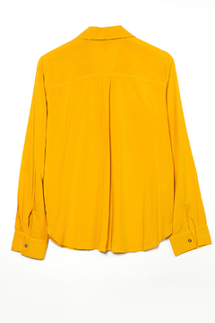B933 Syes, Camisa con doble bolsillo y tapa, Talles grandes - SYES | Mayorista