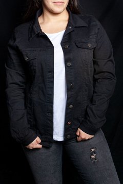 C100 Syes, Campera jean negra, Talles grandes - tienda online