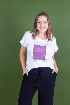 Remera Kisai, Remera jersey estampa THIS GIRL, Syes Talles grandes