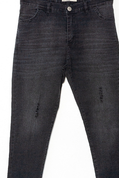 J007 Syes, Jean negro con roturas, Talles grandes - comprar online