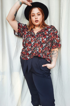 R1100/3 Syes, Remera básica escote en V, Talles grandes - comprar online