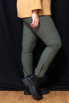 P1008/2 Syes, Pantalon estampado cierre en ruedo, Talles grandes