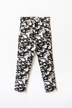 Pantalón CAMELIA, Pantalón corte jeanero, con cierre y bolsillo plaque - SYES | Mayorista