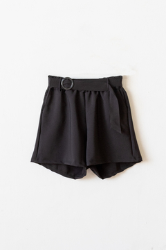 Short SATURNO, Short corto con lazo y hebilla