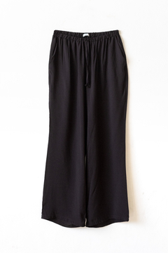 Pantalón MICAELA, Pantalón recto con cintura elástica, cordon y bolsillos.